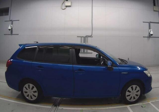 2013 Toyota Corolla Fielder NKE165G HYBRID G