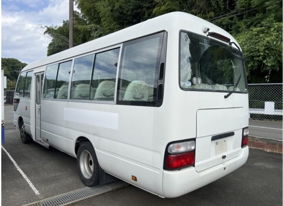 Toyota Bus